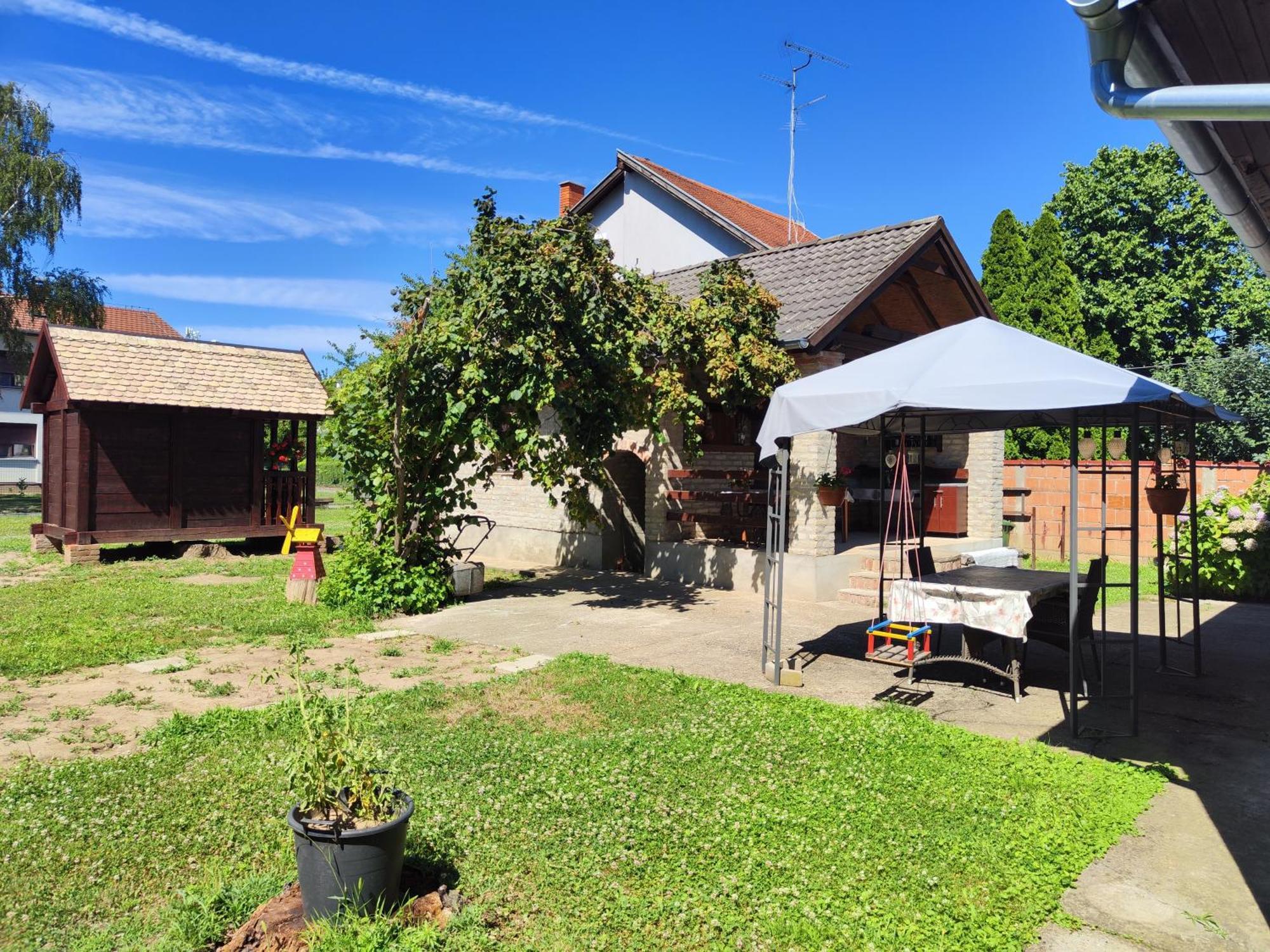 Vila Josipa Vukovar Ngoại thất bức ảnh